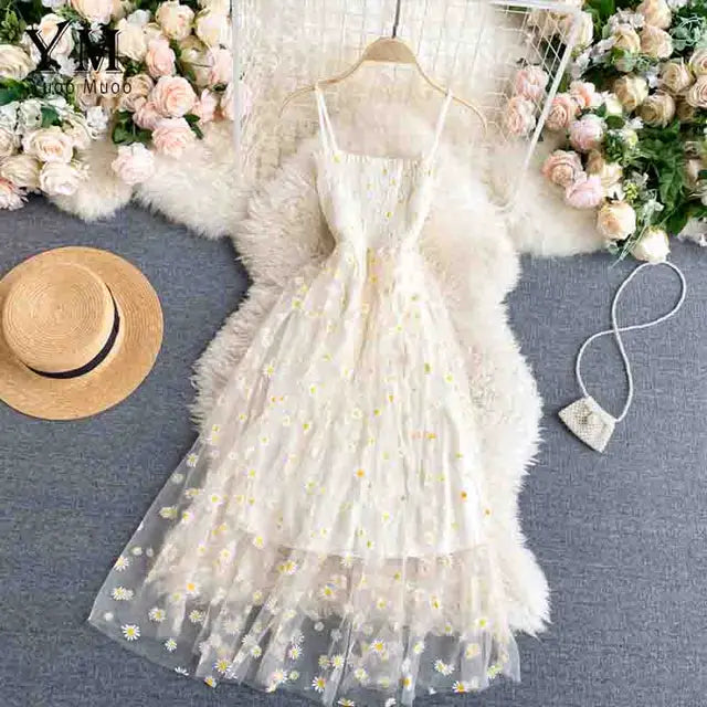 Valeria | Vestido veraniego floral de tirantes