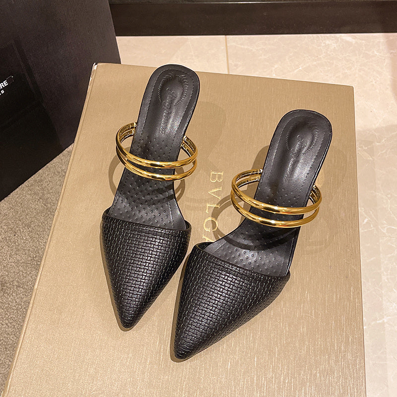 Senna | Sandalias Tacón Grueso Mujer Elegantes con Punta Cerrada y Pulsera