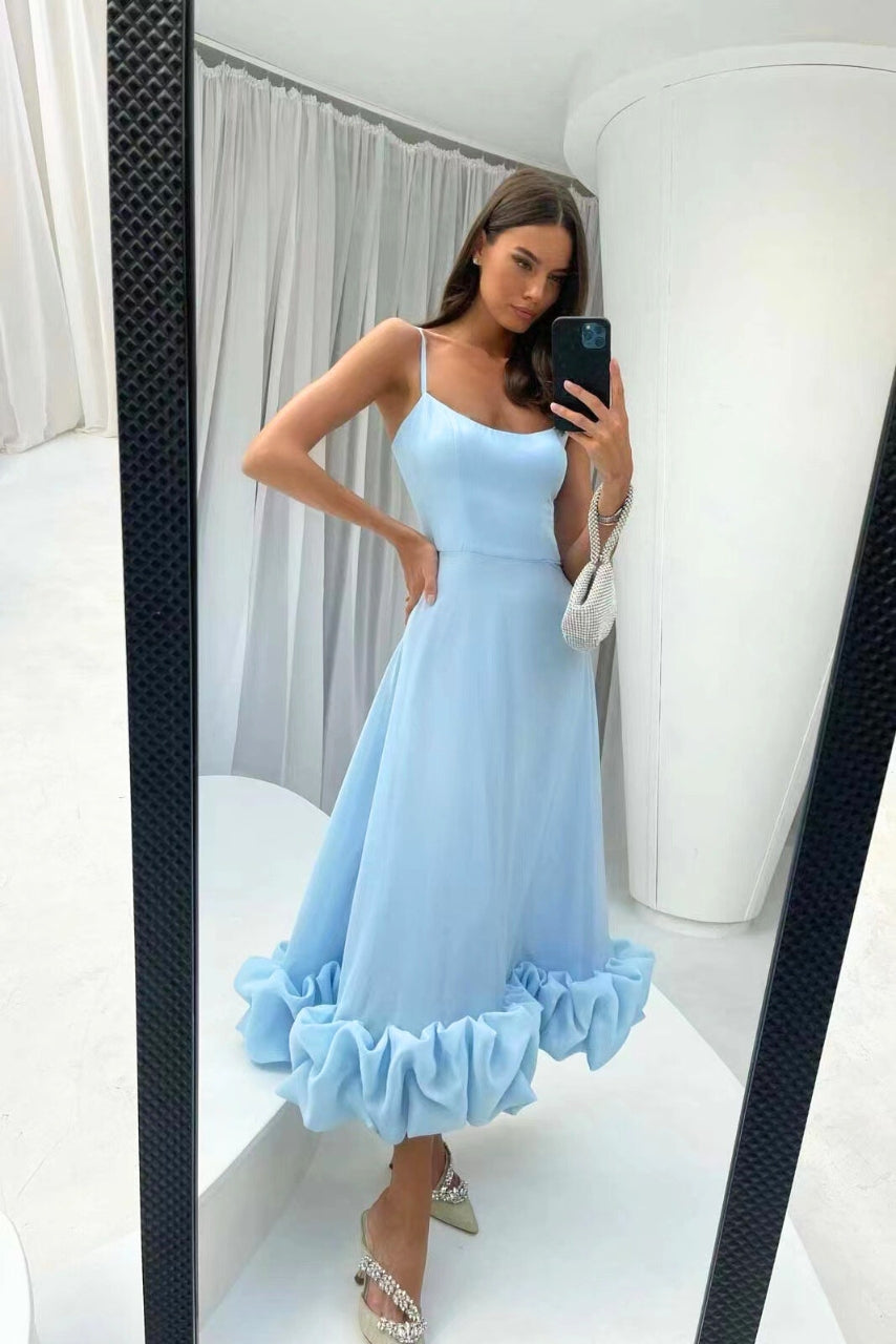 Valeriah | Vestido largo con volantes y escote en V – invitada perfecta