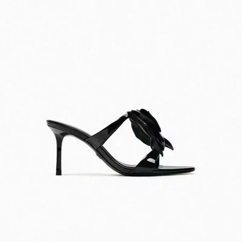 Cosmo | Sandalias Tacón Alto Mujer con Flor Decorativa Elegantes y Versátiles
