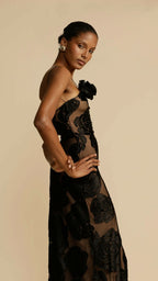 Reyes | Vestido largo elegante con volantes