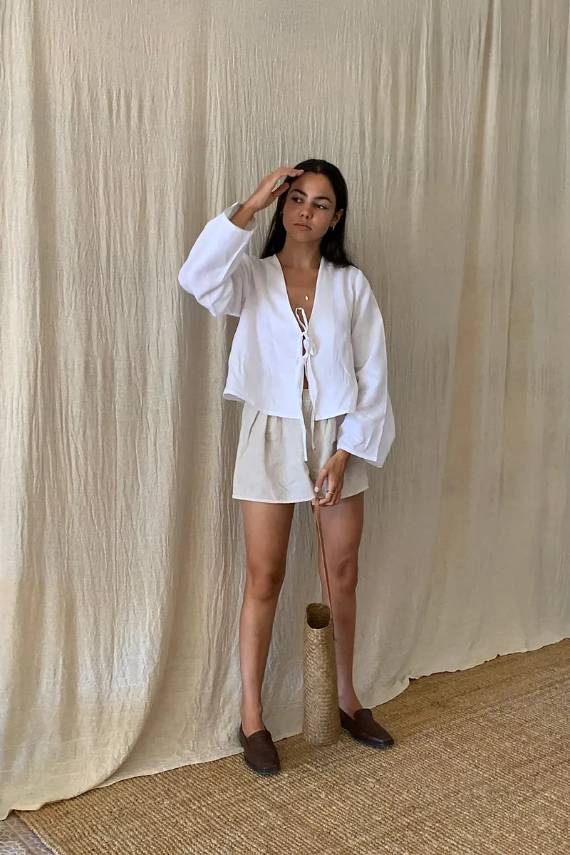 Tais | Blusa de Manga Larga con Lazo – Elegancia Desenfadada