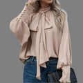 Xiana | Blusa elegante con lazo y mangas largas para mujer