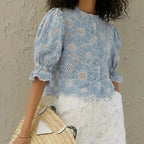 Itziar | Blusa Elegante con Mangas Abullonadas y Bordado Floral