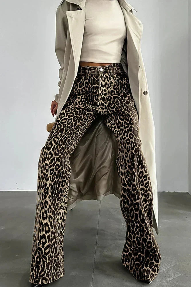 Nayra | Pantalón Acampanado Animal Print – Audaz y Chic