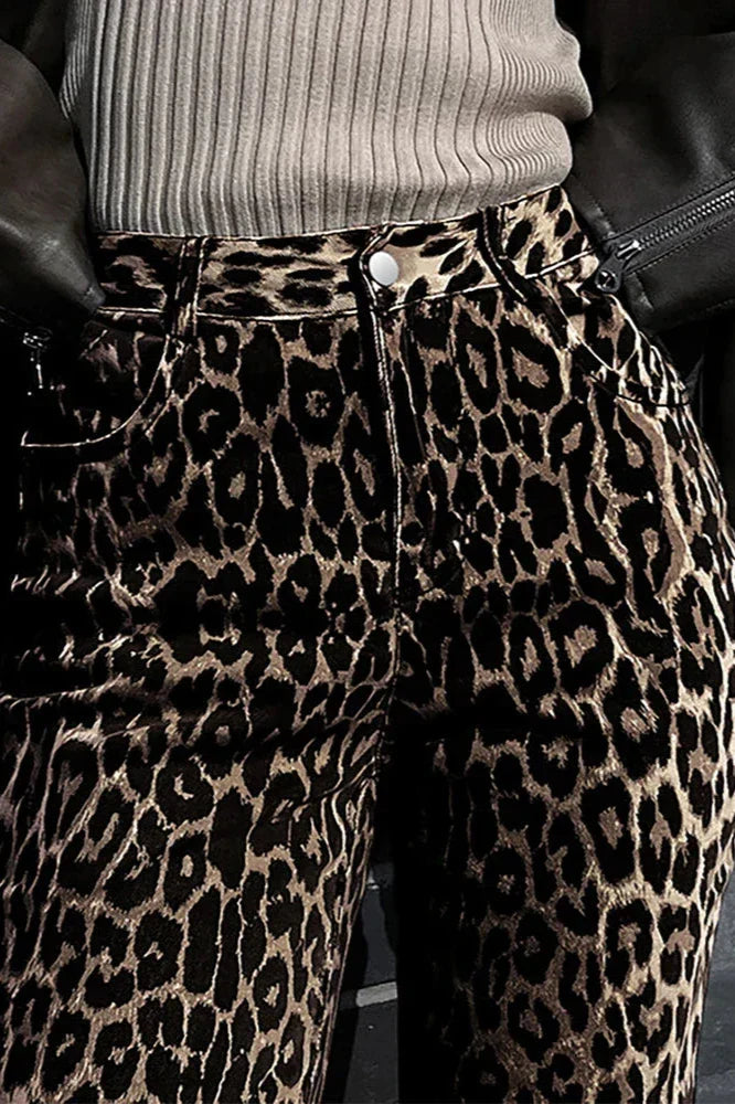 Nayra | Pantalón Acampanado Animal Print – Audaz y Chic