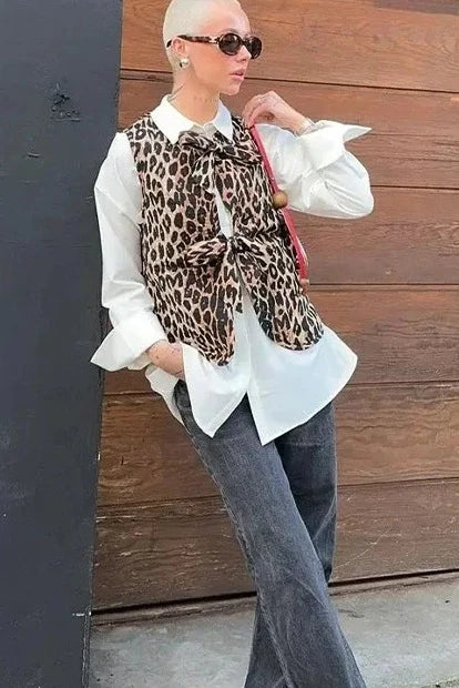 Cloe | Chaleco Leopardo con Lazo – Tendencia Animal Print