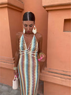 Brisa | Vestido Maxi Halter con Escote en V y Espalda Descubierta