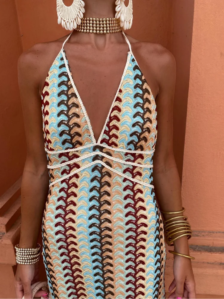 Brisa | Vestido Maxi Halter con Escote en V y Espalda Descubierta