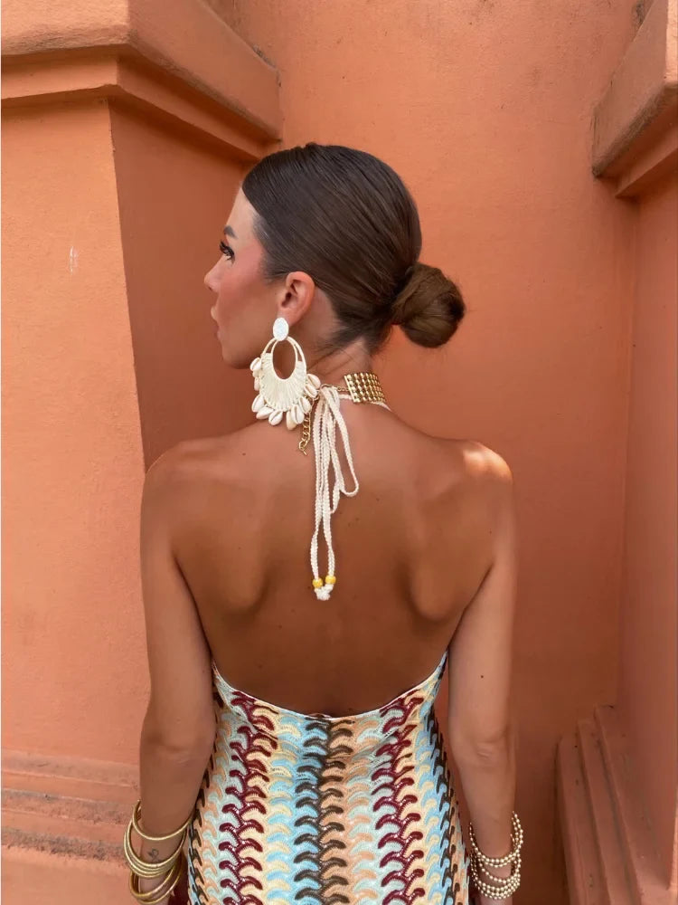 Brisa | Vestido Maxi Halter con Escote en V y Espalda Descubierta