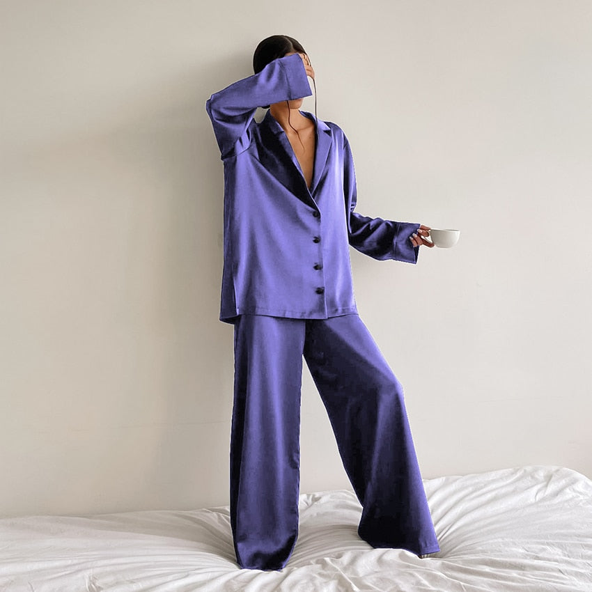 Nayara | Pijama satinado oversize de dos piezas – lujo y comodidad