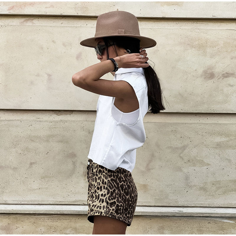 Maia | Shorts Denim de Tiro Alto con Estampado de Leopardo – Estilo Atrevido