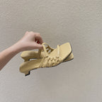 Isabel | Sandalias Mujer Tacón Bajo Punta Cuadrada Diseño Asimétrico Elegante