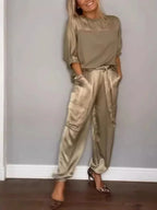 Zeltia – Conjunto satinado de mujer con pantalón cargo y top