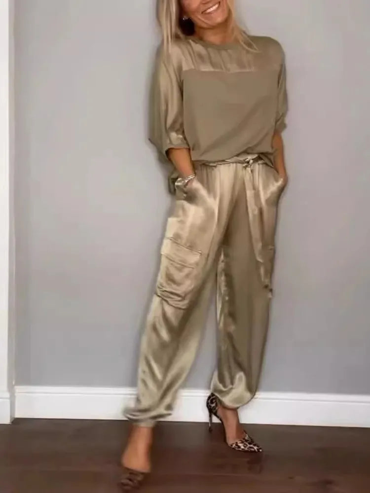 Zeltia – Conjunto satinado de mujer con pantalón cargo y top