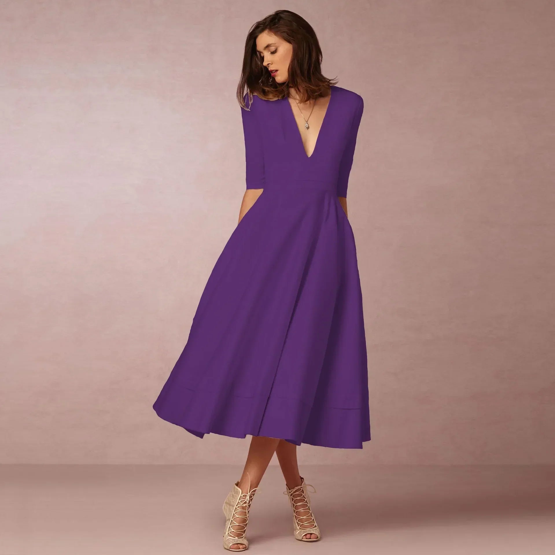 Abril | Vestido midi elegante con escote en V
