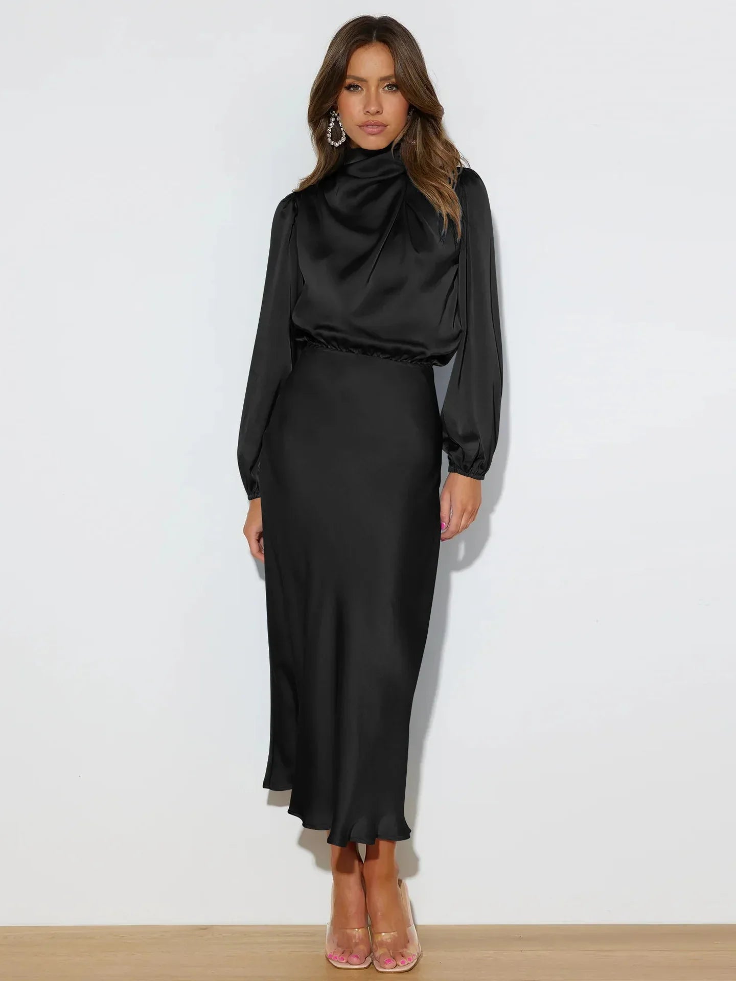 Zoraida | Vestido midi elegante de cuello alto y mangas largas