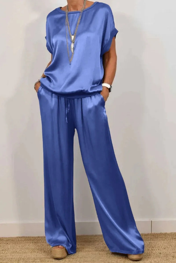 Dunia | Conjunto satinado de mujer con top y pantalón elegante