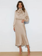 Zoraida | Vestido midi elegante de cuello alto y mangas largas