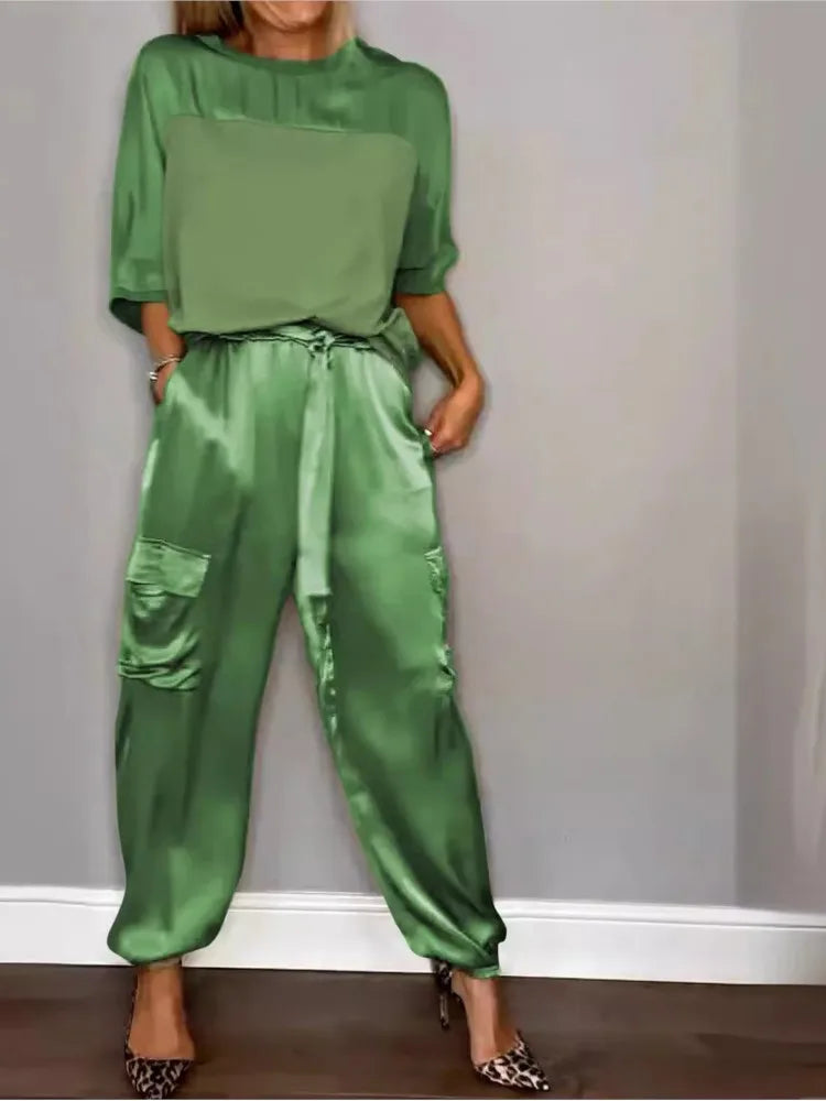 Zeltia – Conjunto satinado de mujer con pantalón cargo y top