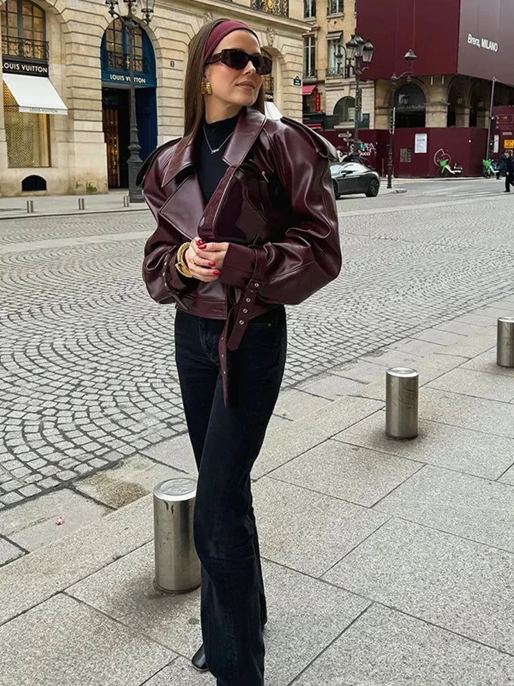 Nora | Chaqueta Corta Elegante para Mujer – Estilo Chic Moderno