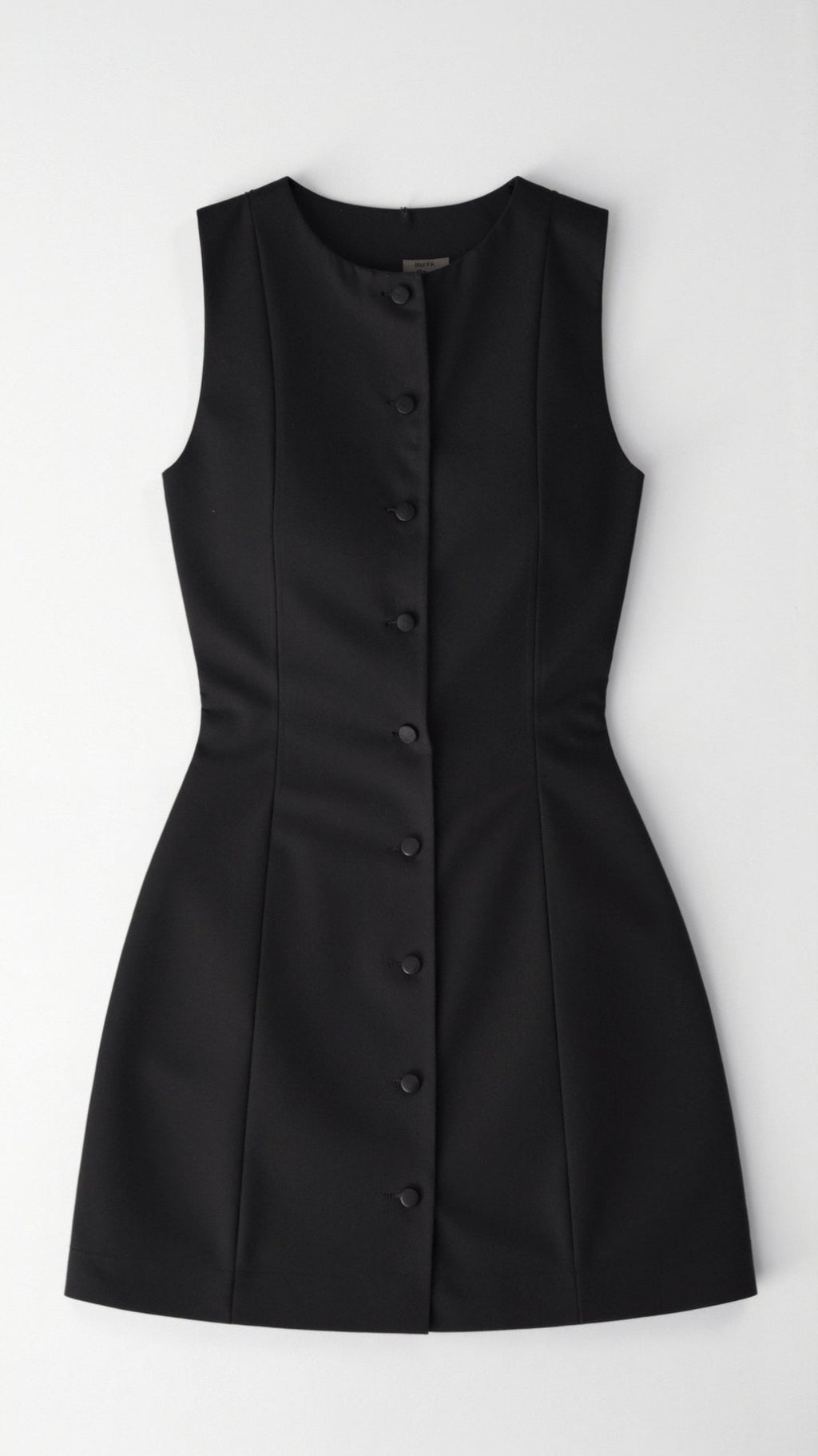 Selvara | Vestido Mini Estructurado sin Mangas