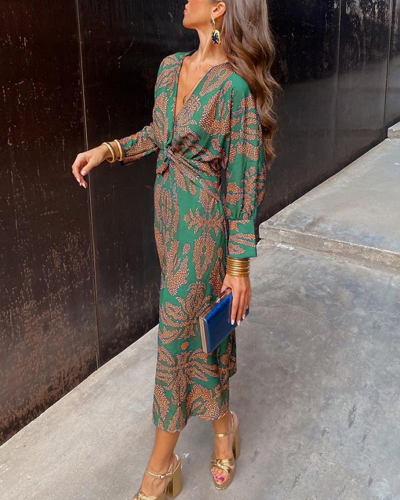 Avelira | Vestido Maxi Elegante con Detalle Twist