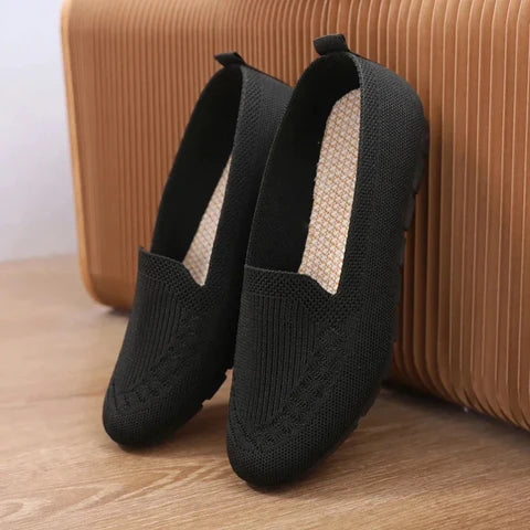 Inez | zapatos slip-on de diseño moderno