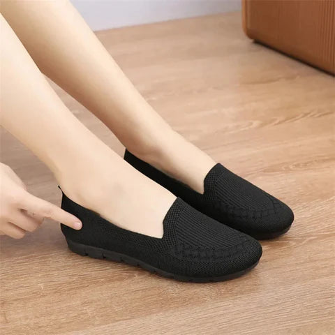 Inez | zapatos slip-on de diseño moderno