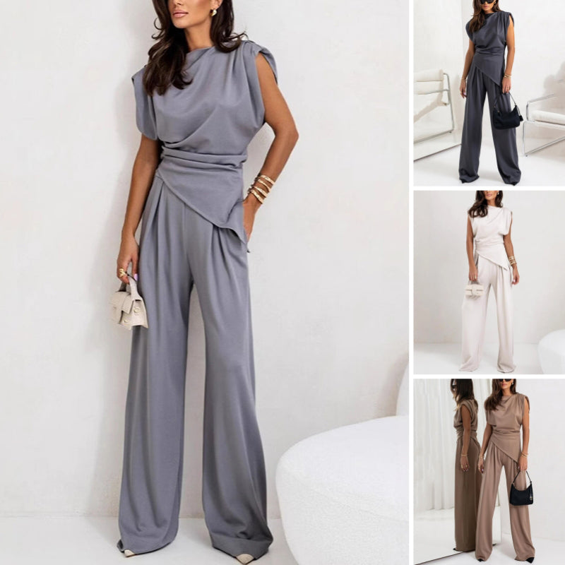 Sabela | Conjunto elegante de mujer con blusa drapeada y pantalón fluido